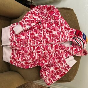 A Bathing Ape sz M- pink variant camo full zip front exc condition